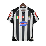 Camisa Juventus I 2002/2003 Retrô Preta e Branca Masculina